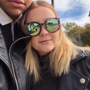 Meet your Posher, Meredith